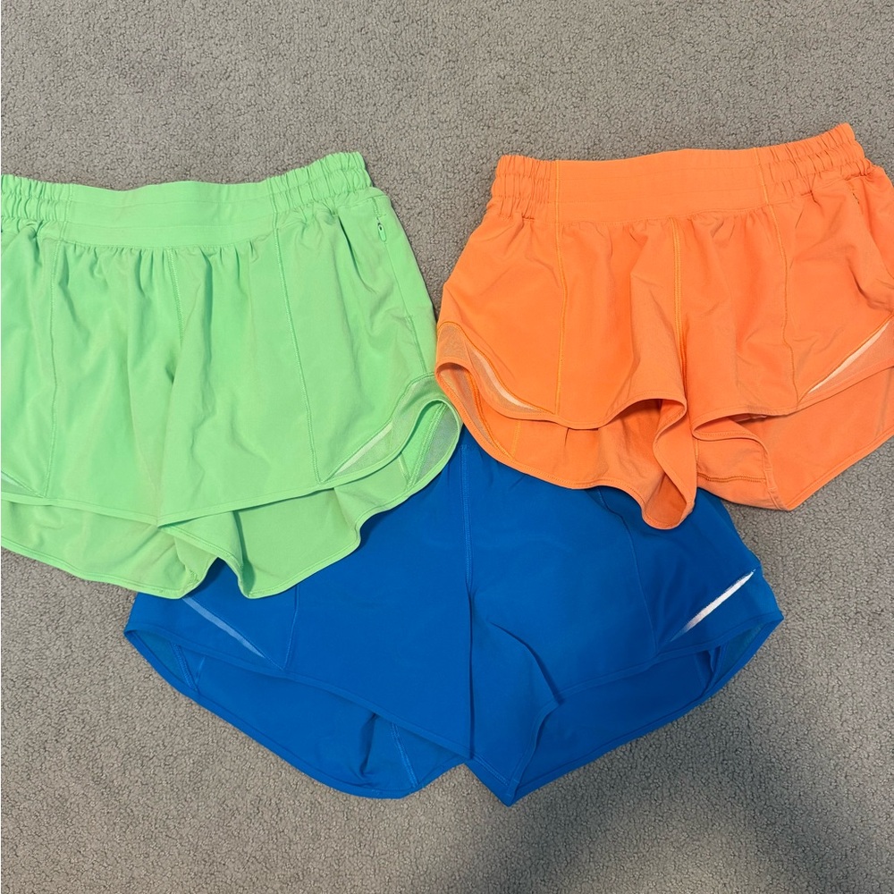Lululemon Hotty Hot size 6 - blue sold